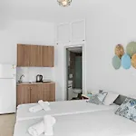 Aparthotel Tommy's Charaki