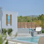 Aparthotel Tommy's 3*