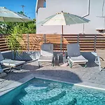 Apartahotel Tommy's