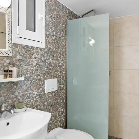 Tommy's Aparthotel Haraki