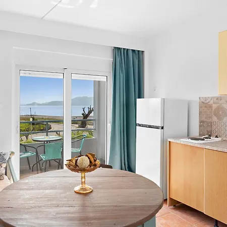 Tommy's Aparthotel