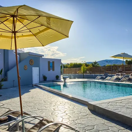 Tommy's Aparthotel 3*