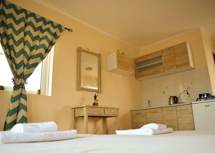 شقة فندقية Tommy's شاراكي