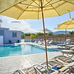 Tommy's Hotel de apartamente 3*